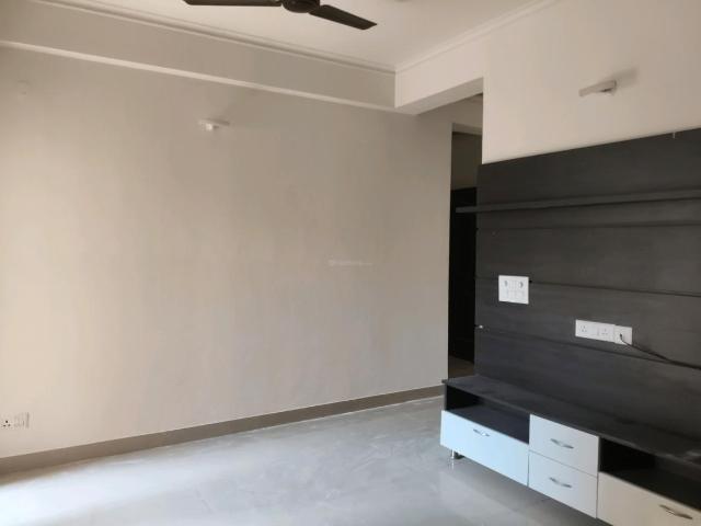 2 BHK Apartment in Noida Extension for rent Greater Noida. The reference number is 19680866