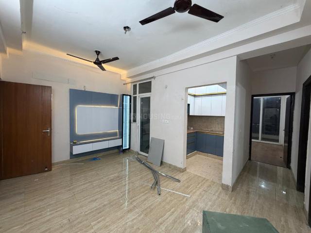 2 BHK Apartment in Noida Extension for rent Greater Noida. The reference number is 19696627