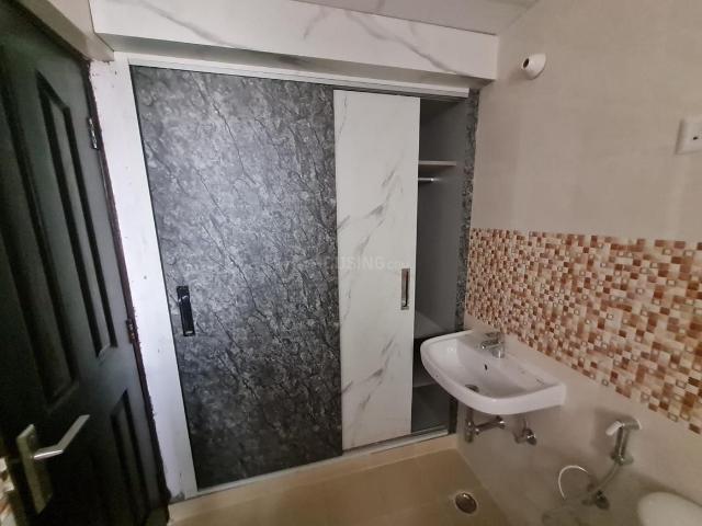 2 BHK Apartment in Noida Extension for rent Greater Noida. The reference number is 19701463