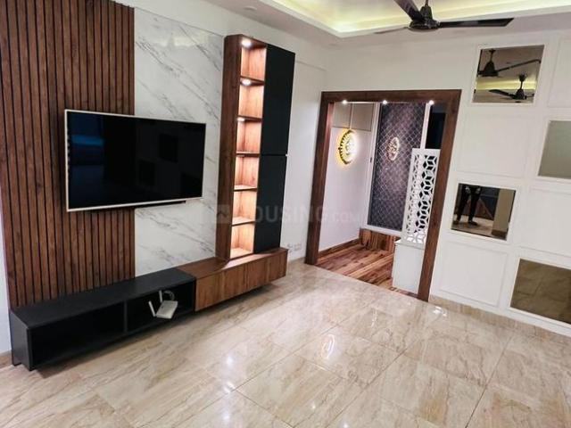 2 BHK Apartment in Noida Extension for rent Greater Noida. The reference number is 19709139