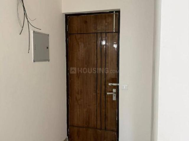 2 BHK Apartment in Noida Extension for rent Greater Noida. The reference number is 19719946