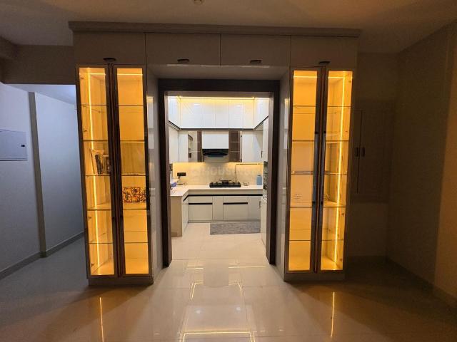 2 BHK Apartment in Noida Extension for rent Greater Noida. The reference number is 19721004