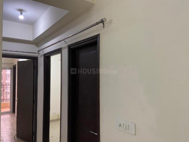 2 BHK Apartment in Noida Extension for rent Greater Noida. The reference number is 19798145
