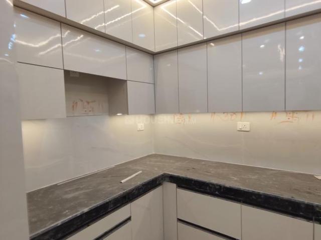 2 BHK Apartment in Noida Extension for rent Greater Noida. The reference number is 19814143