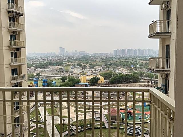 2 BHK Apartment in Noida Extension for rent Greater Noida. The reference number is 19868183