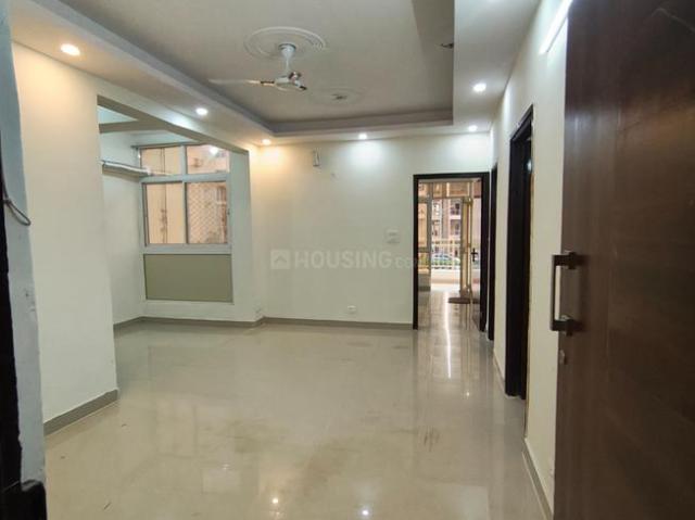 2 BHK Apartment in Noida Extension for rent Greater Noida. The reference number is 19919825