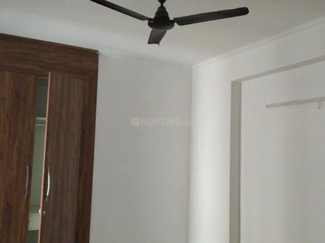 2 BHK Apartment in Noida Extension for rent Greater Noida. The reference number is 19935264