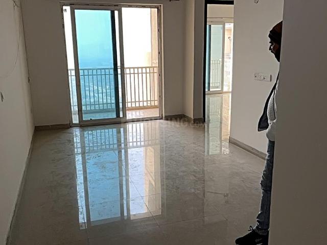 2 BHK Apartment in Noida Extension for rent Greater Noida. The reference number is 19150187