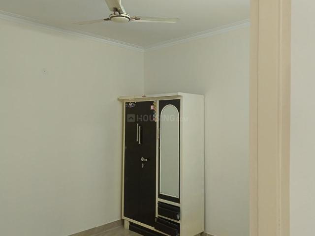 2 BHK Apartment in Noida Extension for rent Greater Noida. The reference number is 19165075