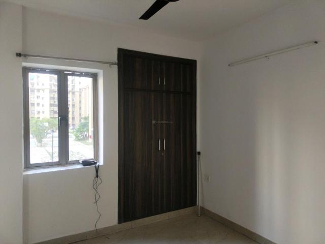 2 BHK Apartment in Noida Extension for rent Greater Noida. The reference number is 19196083
