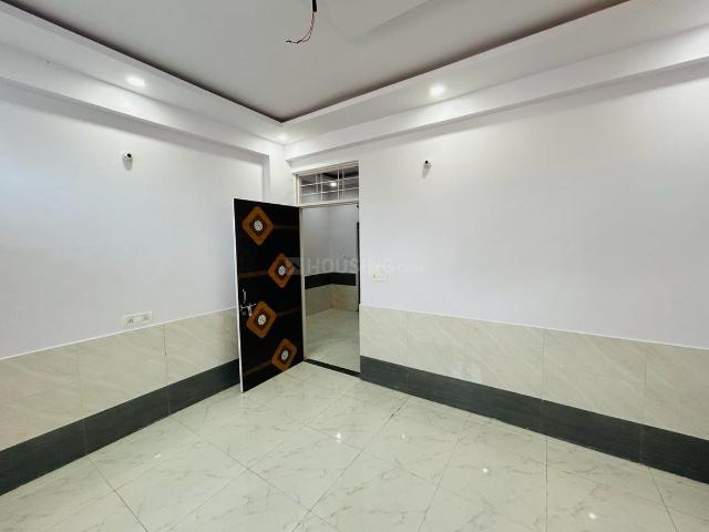 2 BHK Apartment in Noida Extension for rent Greater Noida. The reference number is 19322575