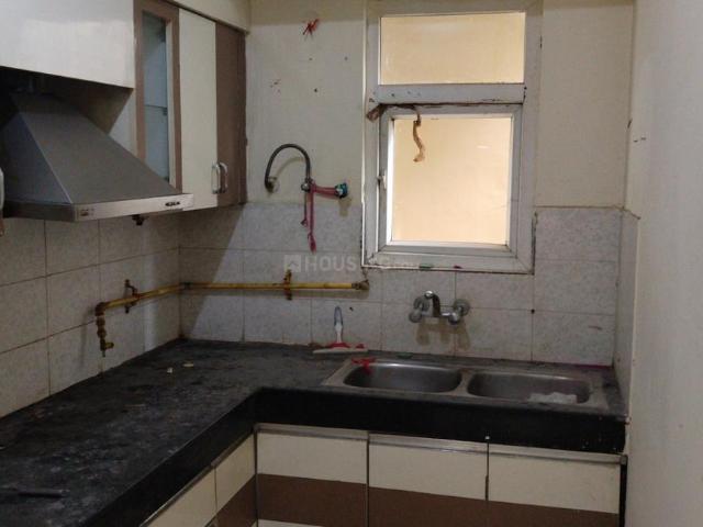 2 BHK Apartment in Noida Extension for rent Greater Noida. The reference number is 19386111