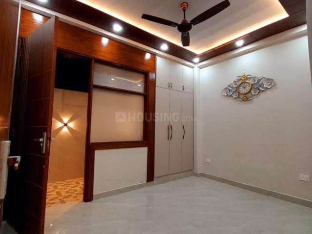 2 BHK Apartment in Noida Extension for rent Greater Noida. The reference number is 19389263