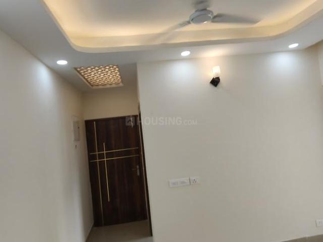 2 BHK Apartment in Noida Extension for rent Greater Noida. The reference number is 20512110