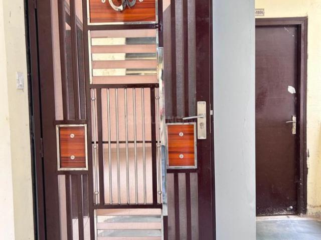 2 BHK Apartment in Noida Extension for rent Greater Noida. The reference number is 20595999
