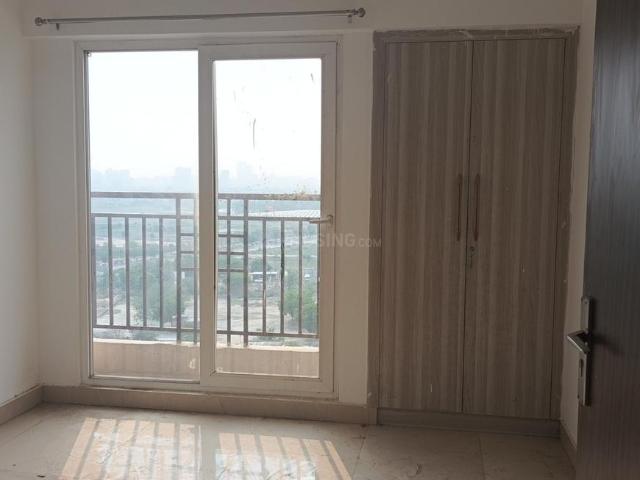 2 BHK Apartment in Noida Extension for rent Greater Noida. The reference number is 20606151