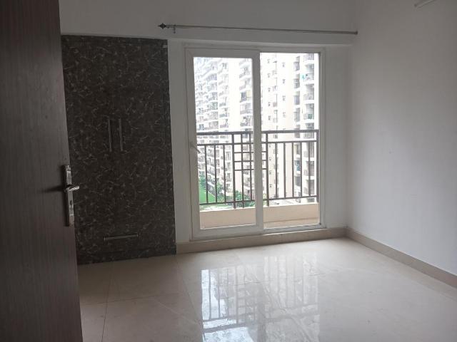 2 BHK Apartment in Noida Extension for rent Greater Noida. The reference number is 20625173