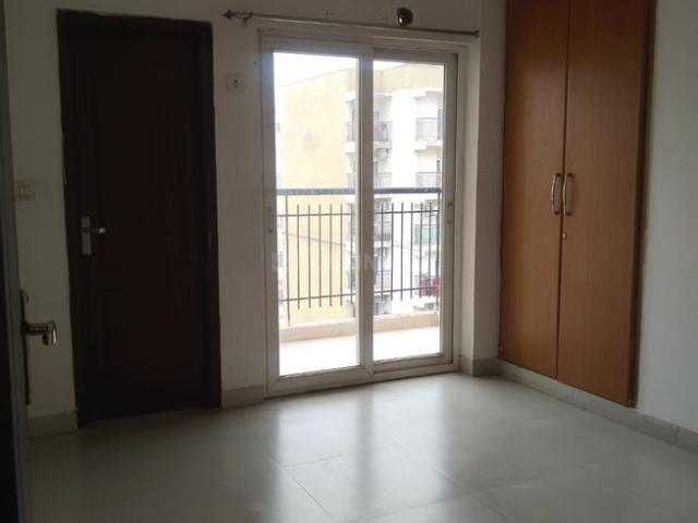 2 BHK Apartment in Noida Extension for rent Greater Noida. The reference number is 20656510