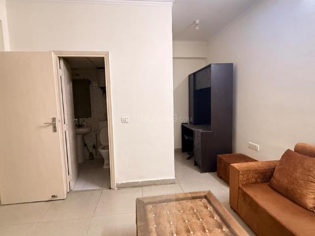 2 BHK Apartment in Noida Extension for rent Greater Noida. The reference number is 20707573