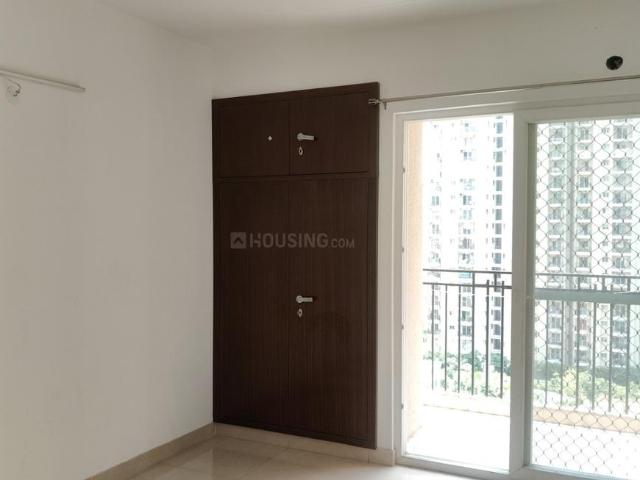 2 BHK Apartment in Noida Extension for rent Greater Noida. The reference number is 20295551