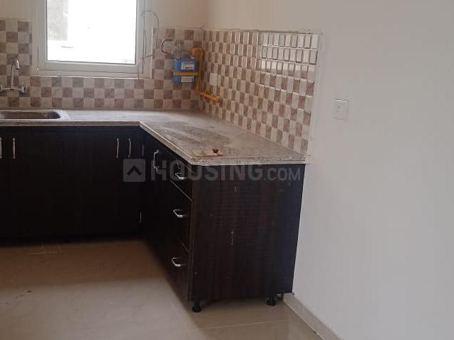 2 BHK Apartment in Noida Extension for resale Greater Noida. The reference number is 12611858