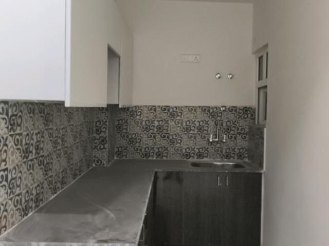 2 BHK Apartment in Noida Extension for resale Greater Noida. The reference number is 15400885