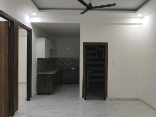 2 BHK Apartment in Noida Extension for resale Greater Noida. The reference number is 15400922