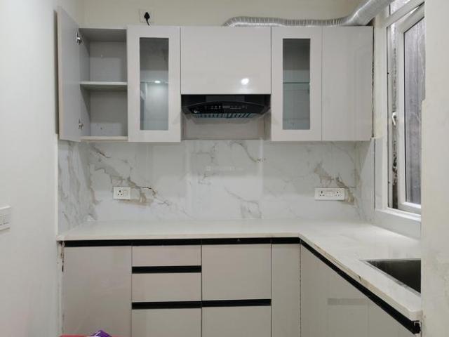 2 BHK Apartment in Noida Extension for resale Greater Noida. The reference number is 16734317