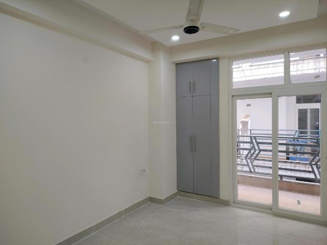 2 BHK Apartment in Noida Extension for resale Greater Noida. The reference number is 16734317
