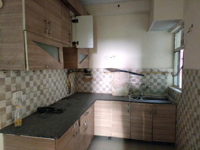 2 BHK Apartment in Noida Extension for resale Greater Noida. The reference number is 17679081