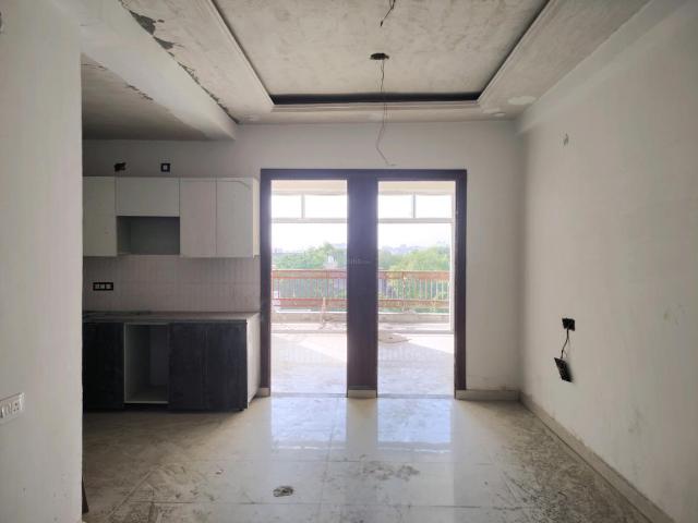 2 BHK Apartment in Noida Extension for resale Greater Noida. The reference number is 17817020