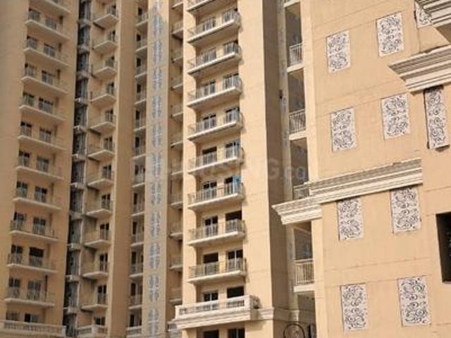 2 BHK Apartment in Noida Extension for resale Greater Noida. The reference number is 17926570