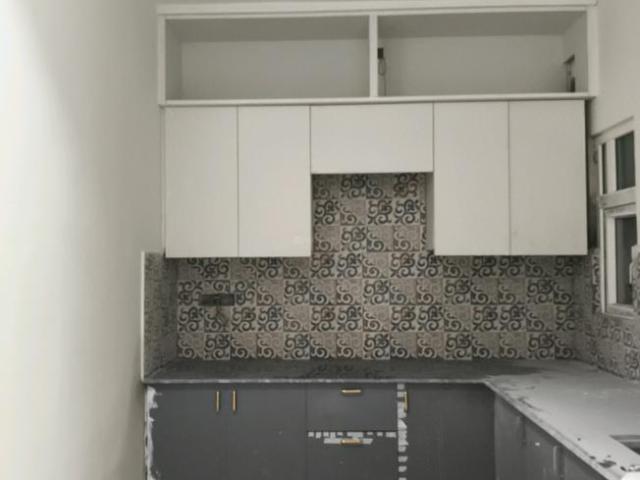 2 BHK Apartment in Noida Extension for resale Greater Noida. The reference number is 18338166