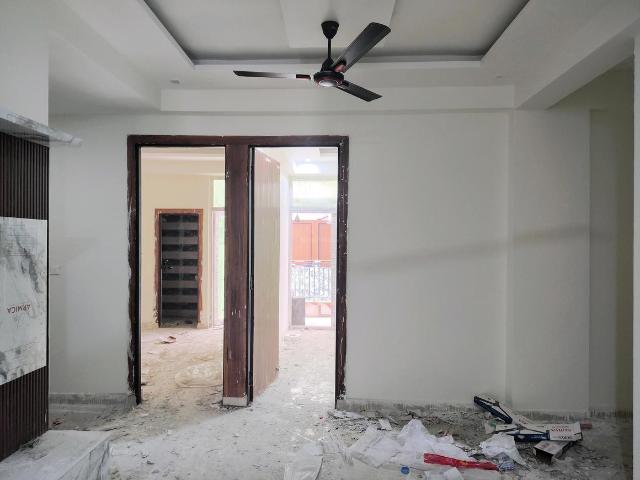 2 BHK Apartment in Noida Extension for resale Greater Noida. The reference number is 18863186
