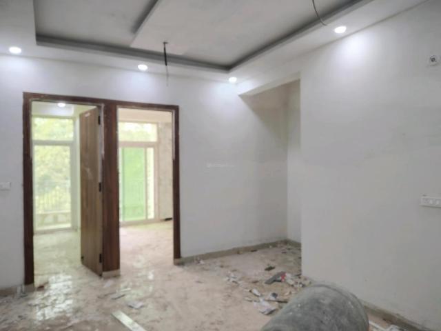2 BHK Apartment in Noida Extension for resale Greater Noida. The reference number is 18863254