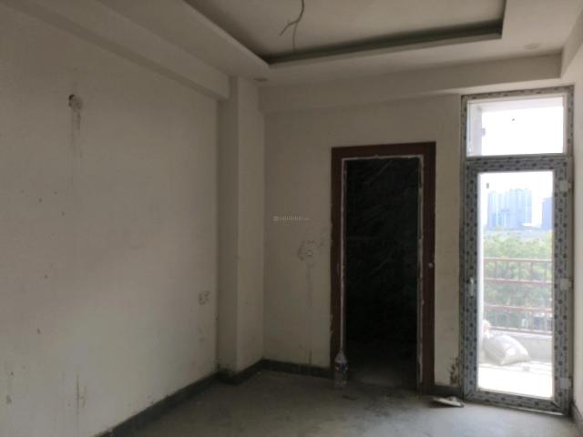 2 BHK Apartment in Noida Extension for resale Greater Noida. The reference number is 19082636