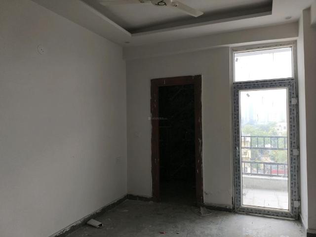2 BHK Apartment in Noida Extension for resale Greater Noida. The reference number is 19112568