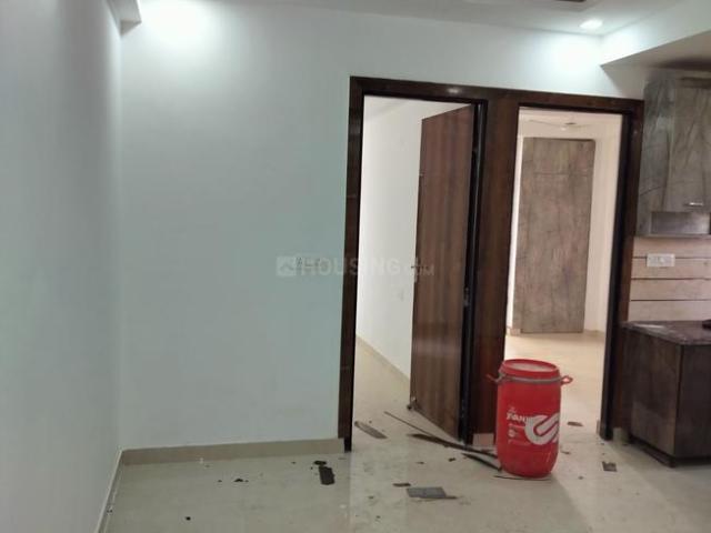 2 BHK Apartment in Noida Extension for resale Greater Noida. The reference number is 19358875