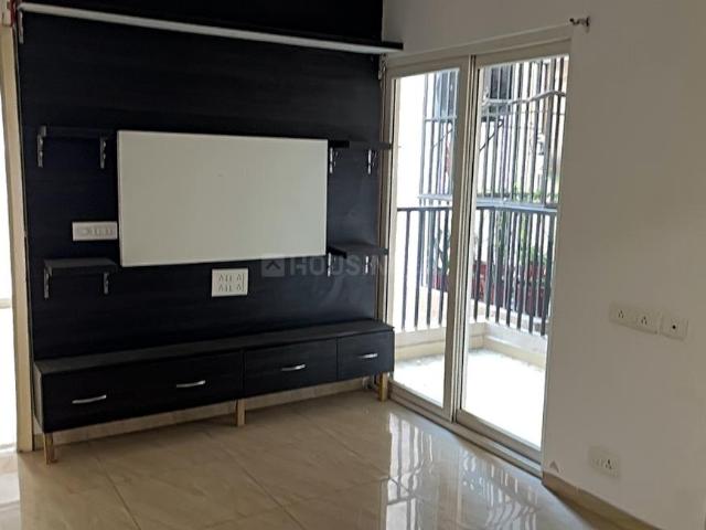 2 BHK Apartment in Noida Extension for resale Greater Noida. The reference number is 19359008