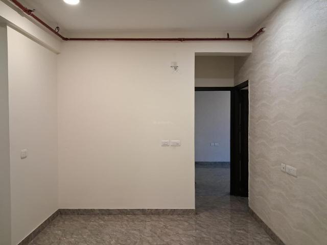 2 BHK Apartment in Noida Extension for resale Greater Noida. The reference number is 19380850