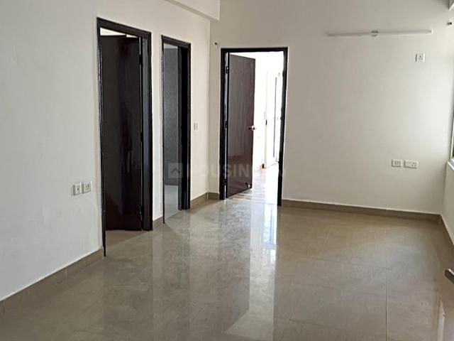 2 BHK Apartment in Noida Extension for resale Greater Noida. The reference number is 19383110