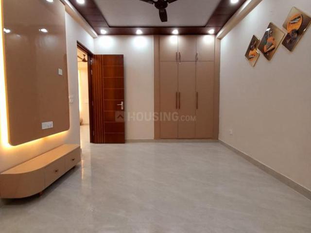 2 BHK Apartment in Noida Extension for resale Greater Noida. The reference number is 19320279