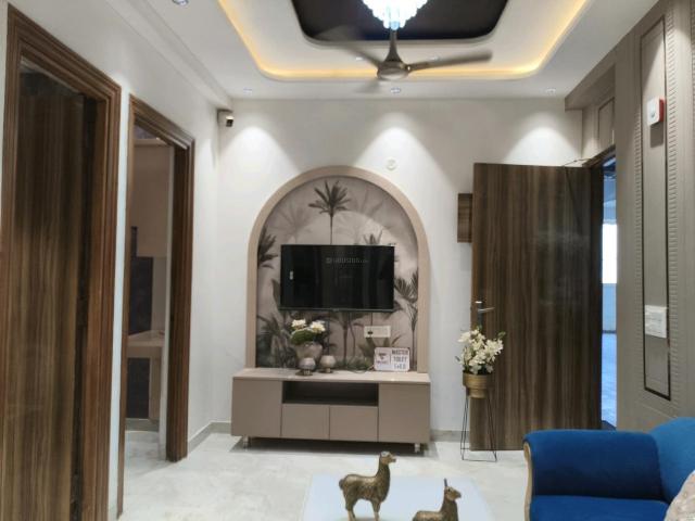 2 BHK Apartment in Noida Extension for resale Greater Noida. The reference number is 19489918