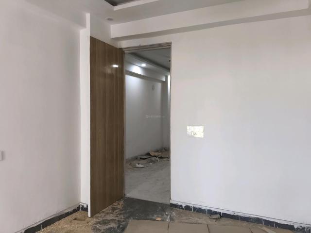 2 BHK Apartment in Noida Extension for resale Greater Noida. The reference number is 19490146