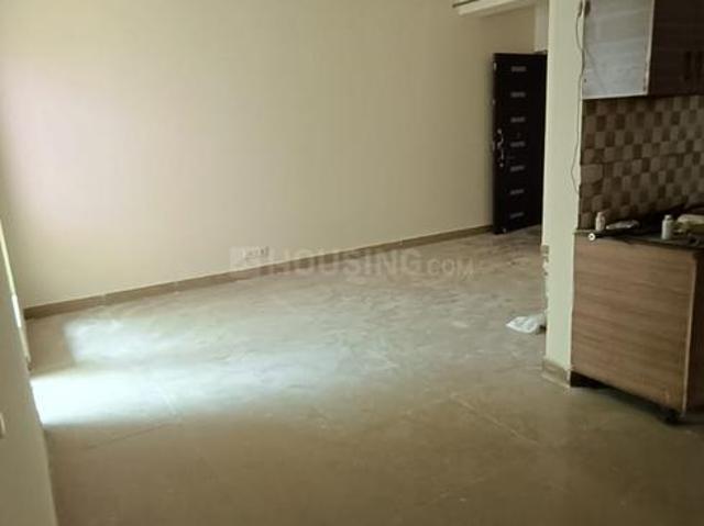 2 BHK Apartment in Noida Extension for resale Greater Noida. The reference number is 19416612