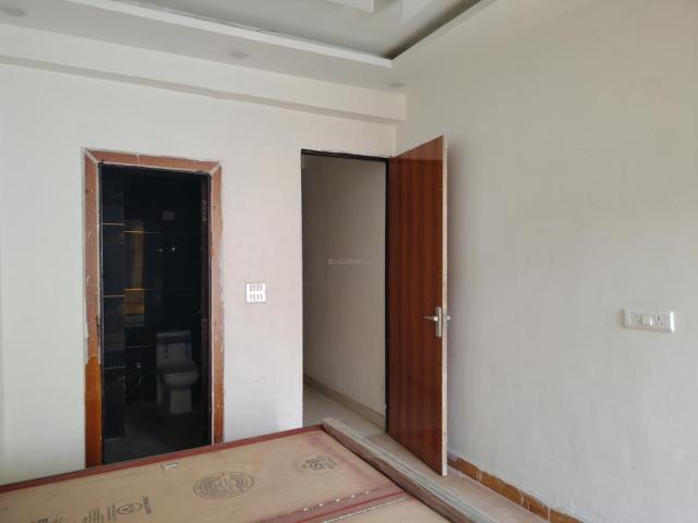 2 BHK Apartment in Noida Extension for resale Greater Noida. The reference number is 19583876