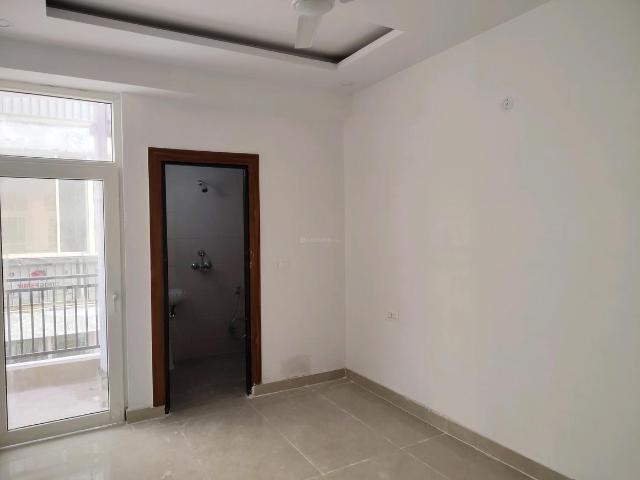 2 BHK Apartment in Noida Extension for resale Greater Noida. The reference number is 19583926