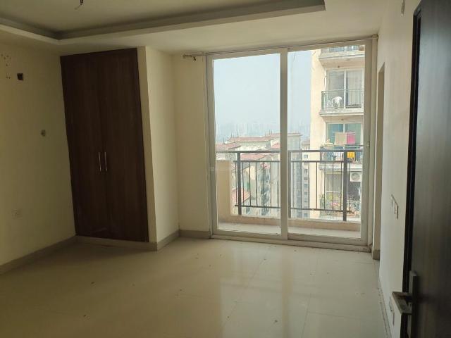 2 BHK Apartment in Noida Extension for resale Greater Noida. The reference number is 19591694