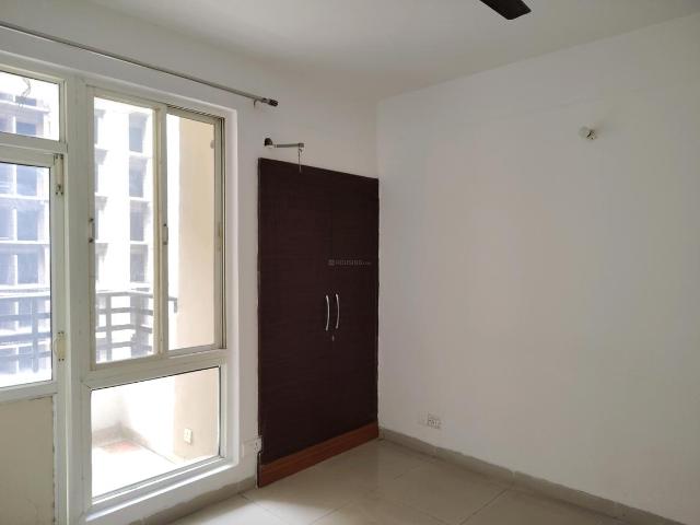2 BHK Apartment in Noida Extension for resale Greater Noida. The reference number is 19661003