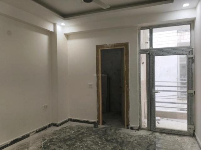 2 BHK Apartment in Noida Extension for resale Greater Noida. The reference number is 19664758